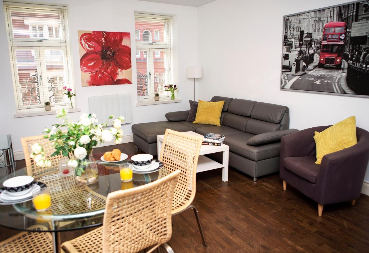 Apt 2, Trafalgar Square 2Nd Floor By Indigo Flats London Exteriör bild