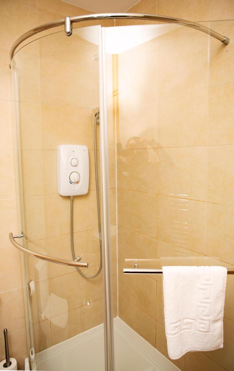 Apt 2, Trafalgar Square 2Nd Floor By Indigo Flats London Exteriör bild